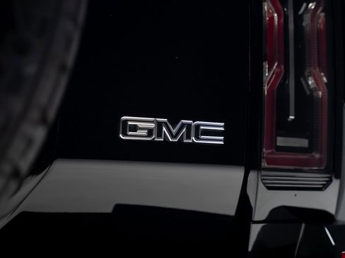 Used 2024 GMC Hummer EV 2X image 30