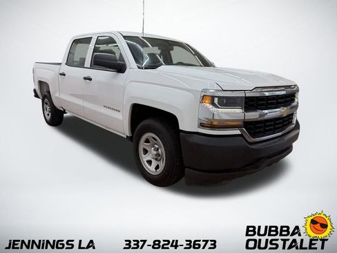 Used 2018 Chevrolet Silverado 1500 W/T w/ Trailering Package image 9