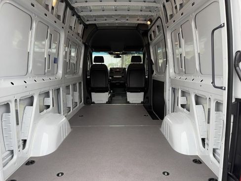 New 2025 Mercedes-Benz Sprinter 2500 image 6