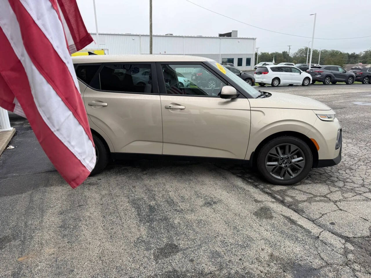 Used 2020 Kia Soul EX FWD image 6