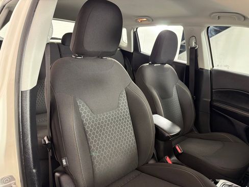 Used 2021 Jeep Compass Sport FWD image 25