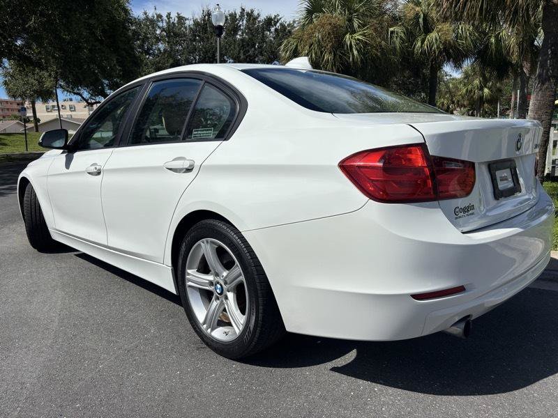 Used 2015 BMW 320i Sedan RWD image 17