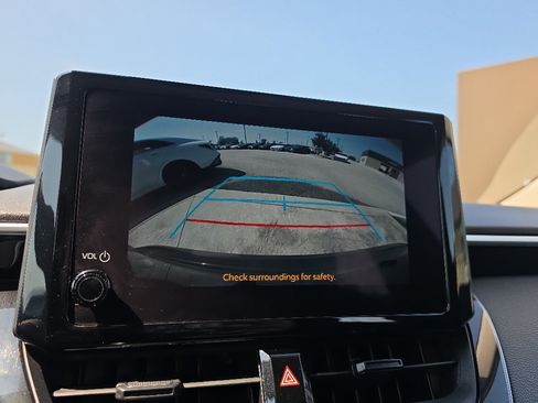 Used 2024 Toyota Corolla LE FWD image 26
