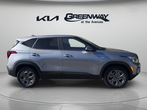 New 2026 Kia Seltos LX image 5