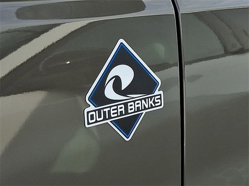 New 2025 Ford Bronco Outer Banks image 19