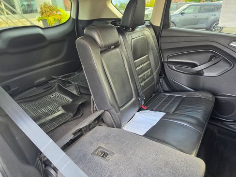 Used 2017 Ford Escape SE w/ SE Leather Comfort Package AWD/4WD image 14