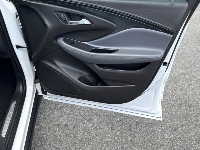 Used 2020 Buick Envision Essence FWD image 14