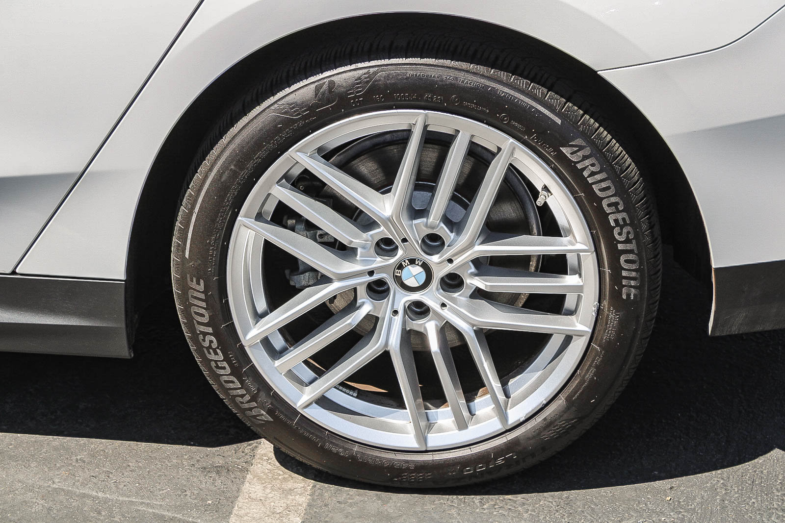 Used 2024 BMW 530i w/ Convenience Package RWD image 12