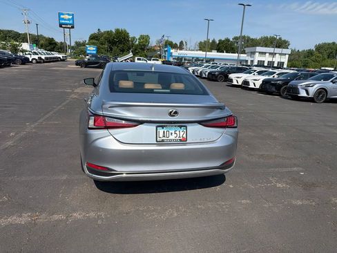 Certified 2024 Lexus ES 250 w/ Premium Package AWD/4WD image 31