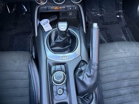 Used 2017 FIAT 124 Spider Abarth image 27