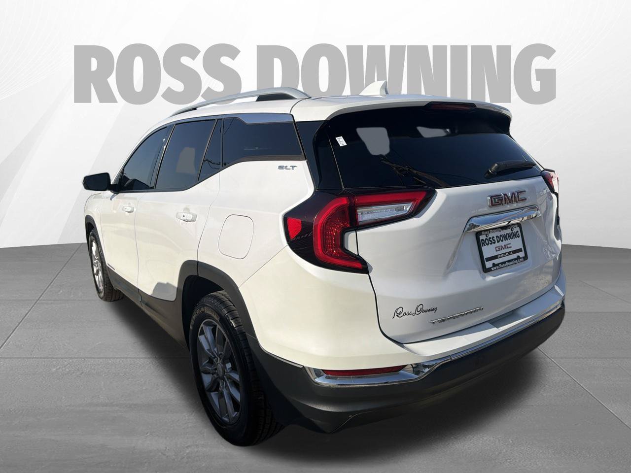 Used 2022 GMC Terrain SLT FWD image 6