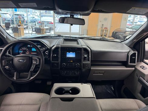 Used 2018 Ford F150 XLT image 11