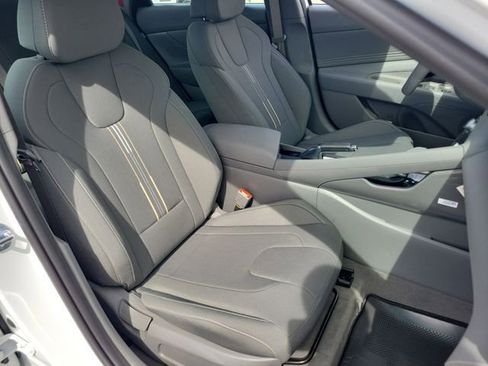 New 2026 Hyundai Elantra Sport FWD image 21