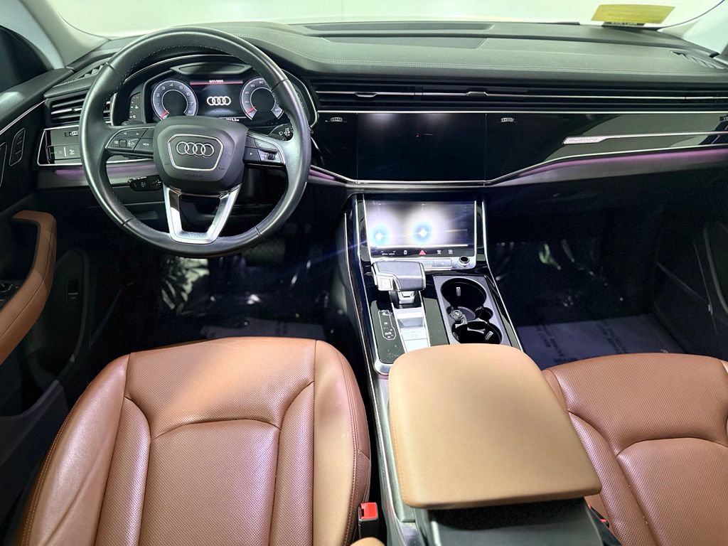 Used 2023 Audi Q8 Prestige AWD/4WD image 11