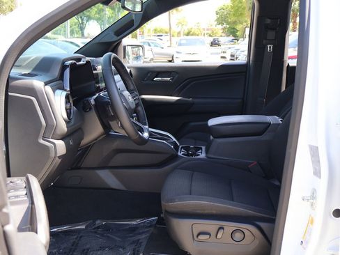 Used 2024 Chevrolet Colorado LT w/ LT Convenience Package II RWD image 26