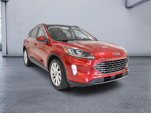 Used 2021 Ford Escape Titanium w/ Titanium Elite Package AWD/4WD image 8