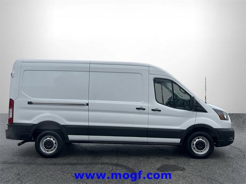Used 2025 Ford Transit 250 148 Medium Roof image 27