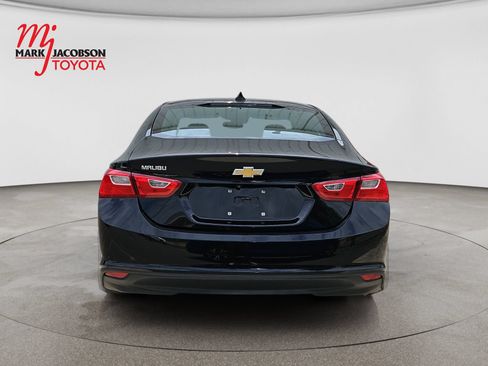 Used 2023 Chevrolet Malibu LS FWD image 6