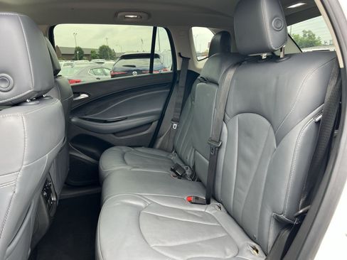 Used 2019 Buick Envision Essence w/ LPO, Road Trip Package FWD image 23