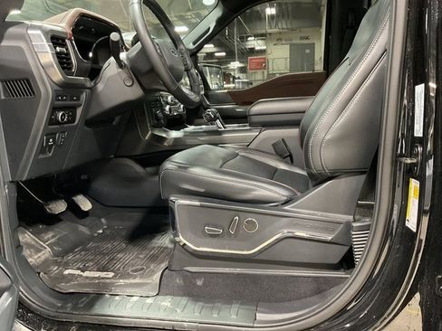 Used 2023 Ford F150 Lariat w/ Equipment Group 502A High image 7