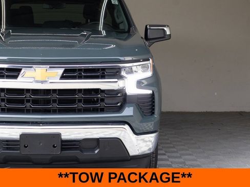 Used 2025 Chevrolet Silverado 1500 LT RWD image 5