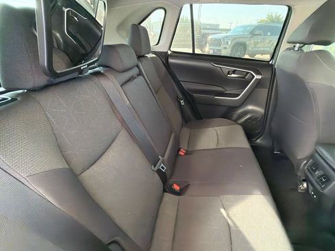 Used 2021 Toyota RAV4 XLE w/ Convenience Package AWD/4WD image 23