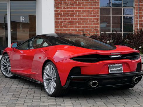 Used 2023 McLaren GT RWD image 4