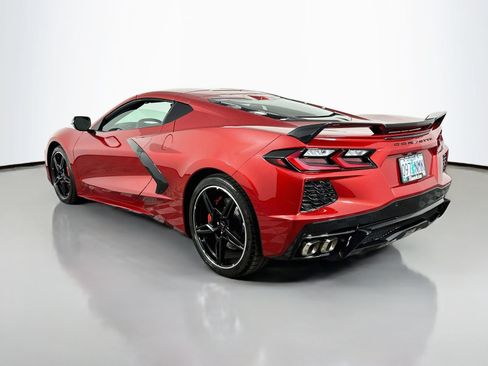 Used 2022 Chevrolet Corvette Stingray Preferred Cpe w/ Z51 Performance Package RWD image 9
