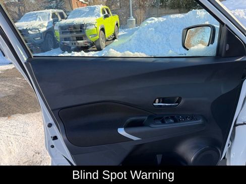 Certified 2024 Nissan Kicks SV image 13