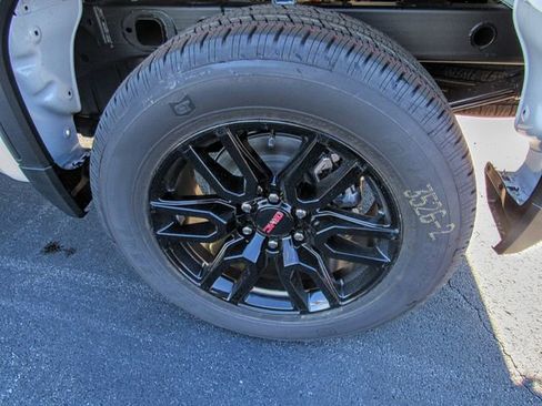 New 2026 GMC Sierra 1500 Pro w/ Graphite Edition image 9