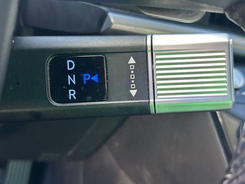 Used 2025 Hyundai Santa Fe SE image 28