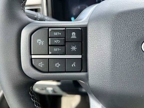 New 2026 Ford F250 Lariat w/ Lariat Premium Package image 22