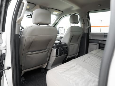 Used 2015 Ford F150 XLT w/ Equipment Group 302A Luxury AWD/4WD image 25