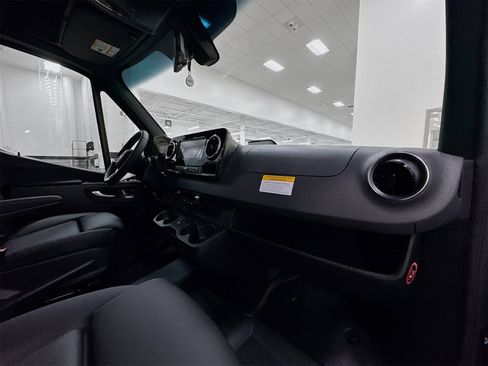 New 2026 Mercedes-Benz Sprinter 3500 image 27