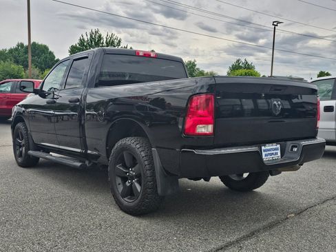 Used 2022 RAM 1500 Express w/ Wheel & Sound Group AWD/4WD image 3