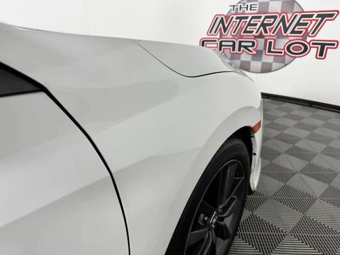 Used 2021 Honda Civic EX image 32