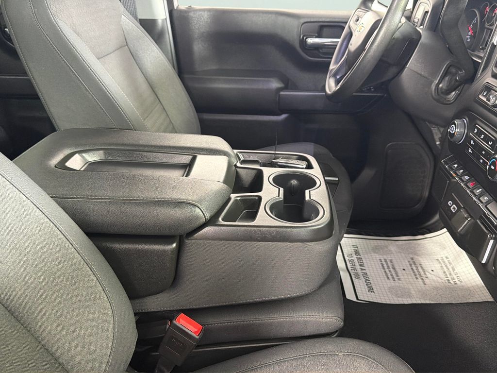 Certified 2024 Chevrolet Silverado 1500 Custom RWD image 33