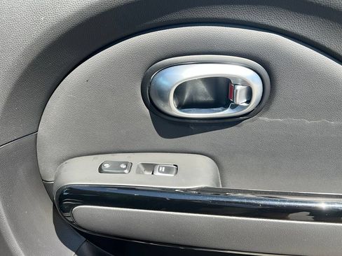 Used 2018 Kia Soul ! FWD image 17