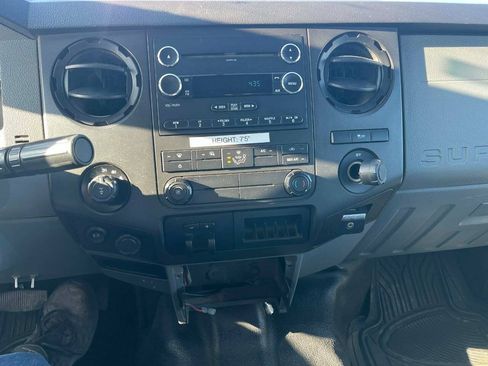Used 2015 Ford F250 XL w/ Power Equipment Group AWD/4WD image 8