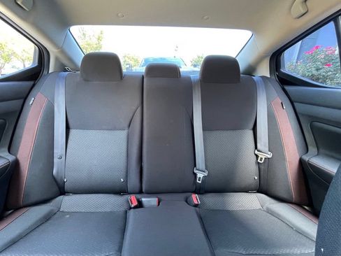 Used 2020 Nissan Versa SR FWD image 29