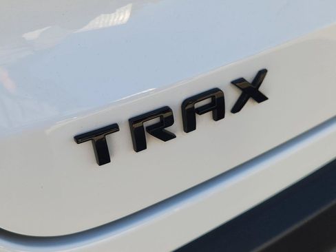 Used 2025 Chevrolet Trax RS w/ Driver Confidence Package FWD image 29
