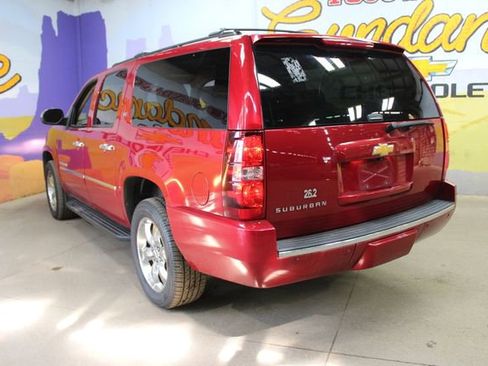 Used 2014 Chevrolet Suburban LTZ AWD/4WD image 6