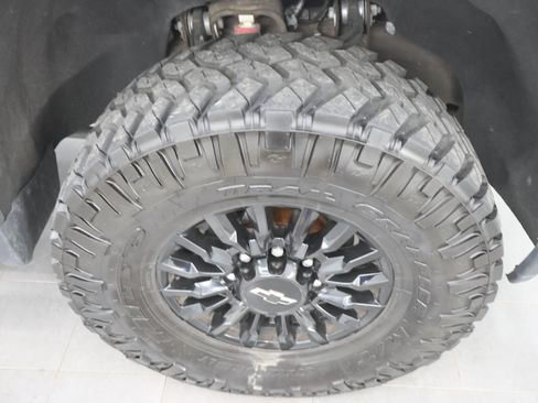 Used 2023 Chevrolet Silverado 2500 LT w/ Z71 Sport Edition AWD/4WD image 3