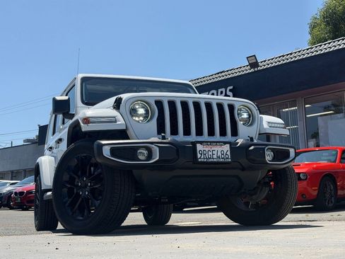 Used 2021 Jeep Wrangler Unlimited Sahara AWD/4WD image 2