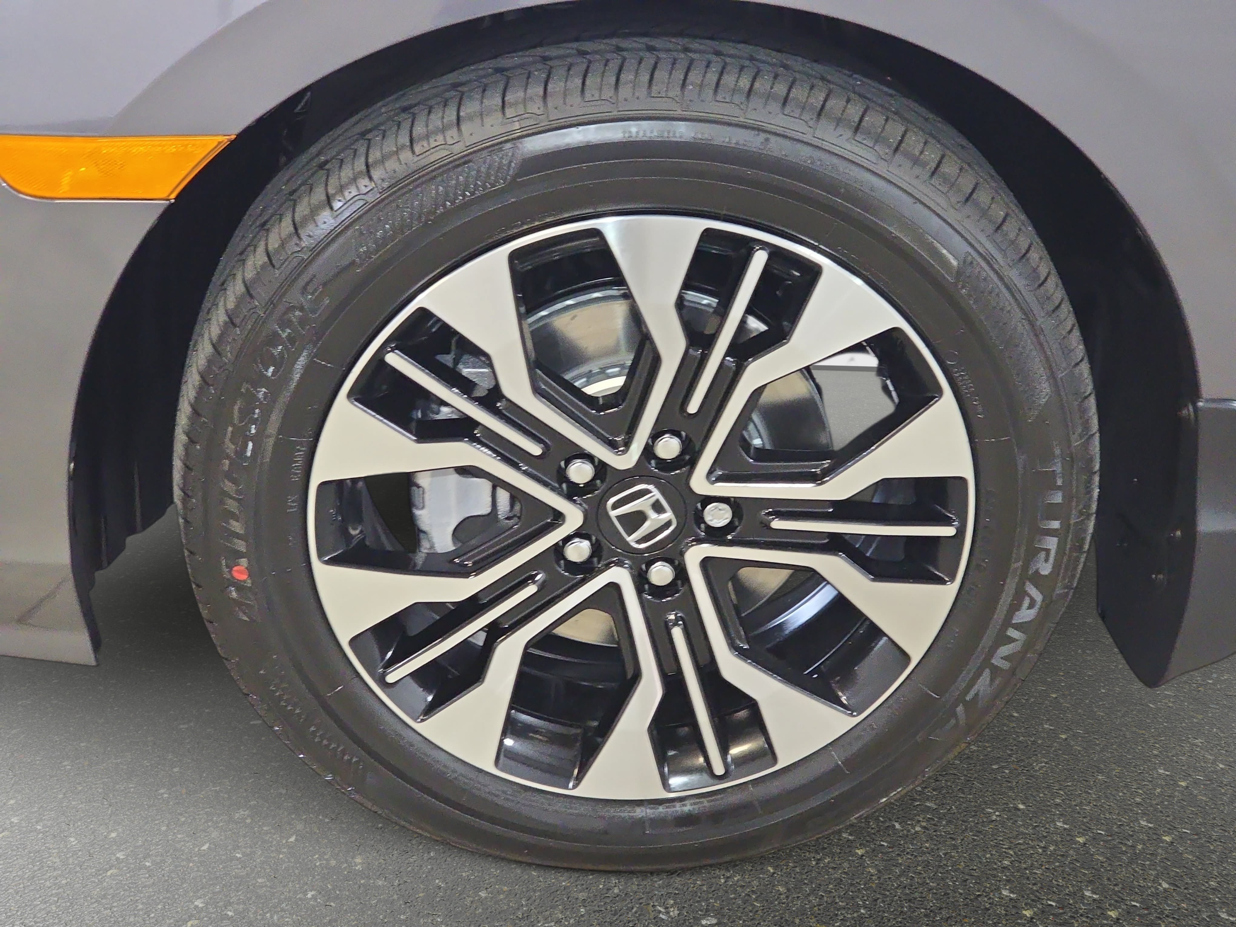 New 2027 Honda Odyssey Elite image 32