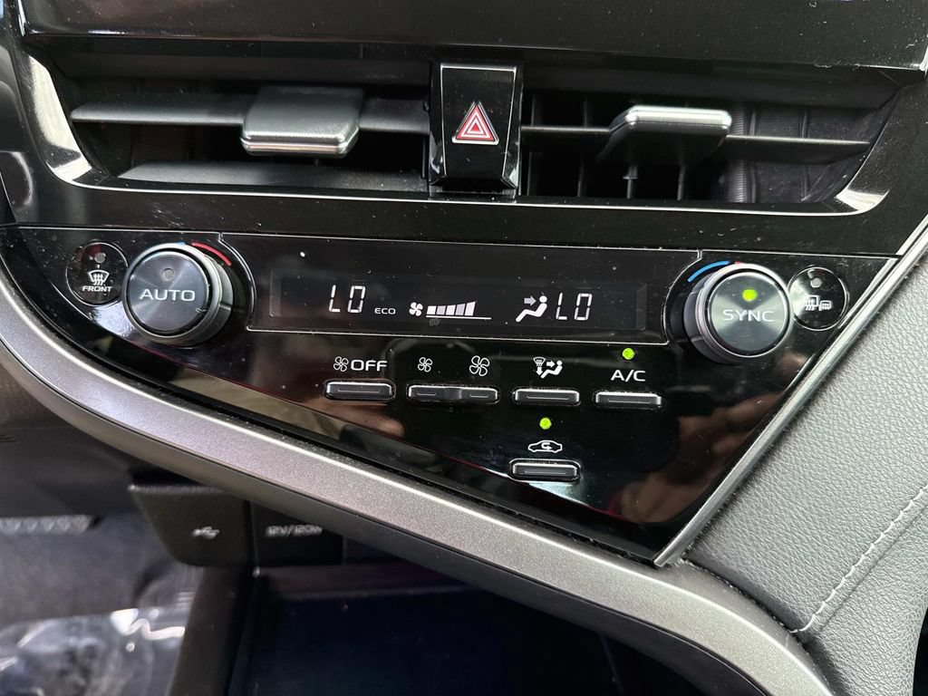 Used 2023 Toyota Camry SE FWD image 29