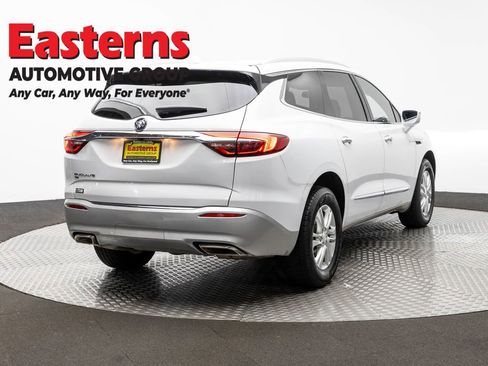 Used 2020 Buick Enclave Essence image 5