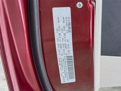 Used 2018 Chrysler Pacifica Touring Plus image 30