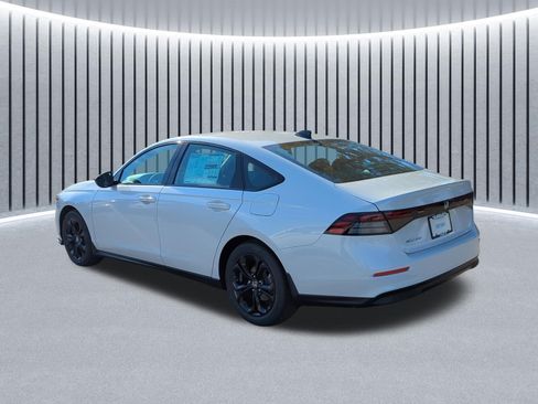New 2025 Honda Accord SE image 7
