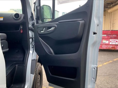 New 2026 Mercedes-Benz Sprinter 2500 image 10